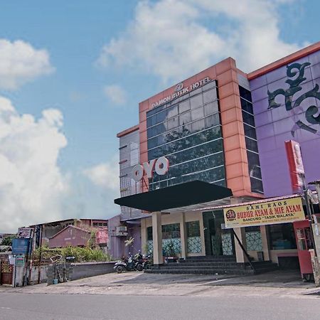 Oyo 1367 Damon Butik Hotel Pekanbaru Εξωτερικό φωτογραφία