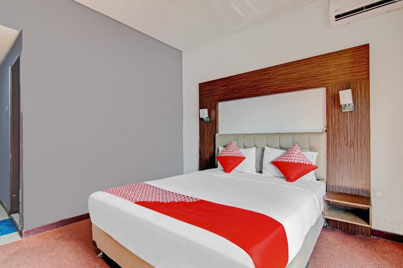 Oyo 1367 Damon Butik Hotel Pekanbaru Εξωτερικό φωτογραφία