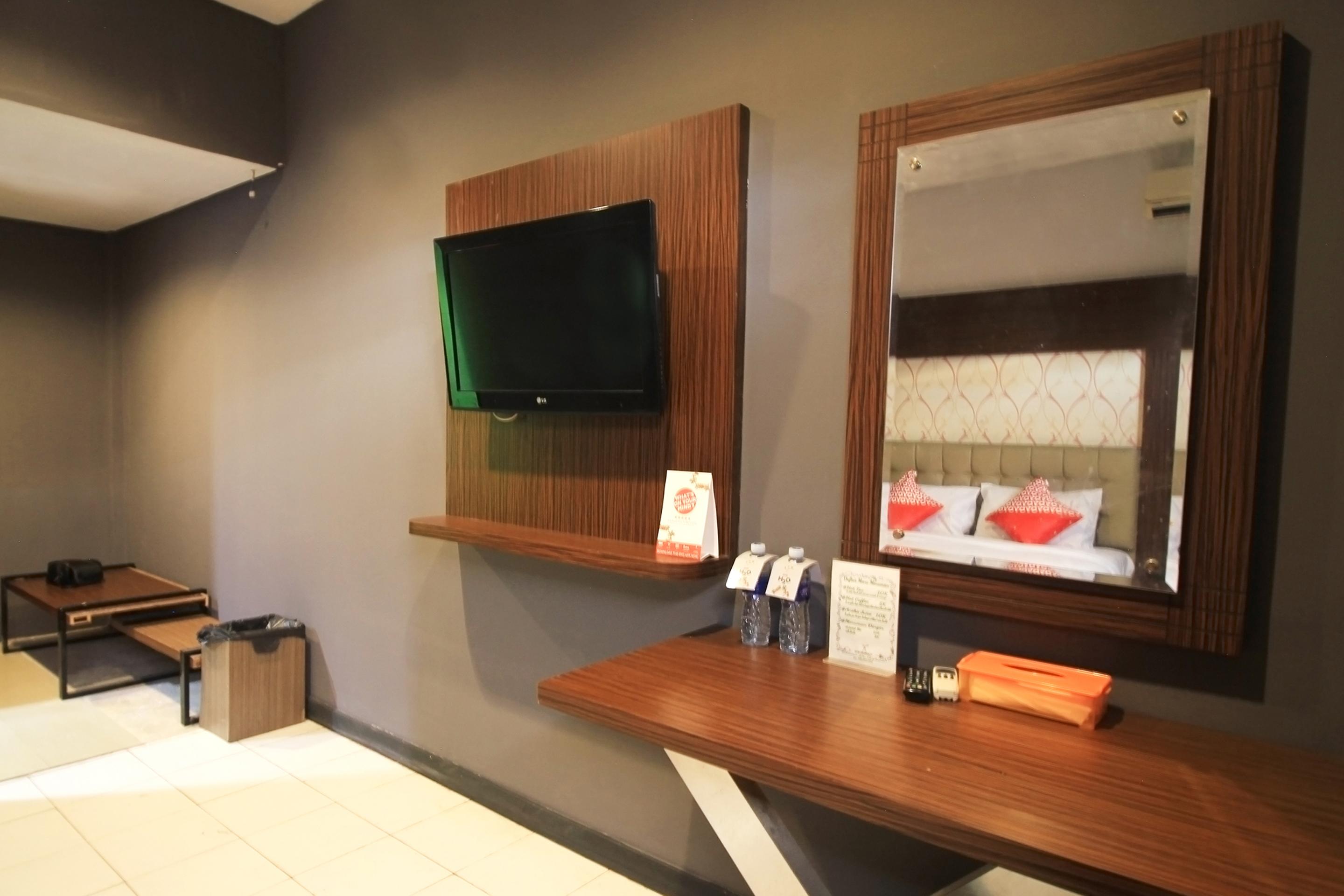 Oyo 1367 Damon Butik Hotel Pekanbaru Εξωτερικό φωτογραφία
